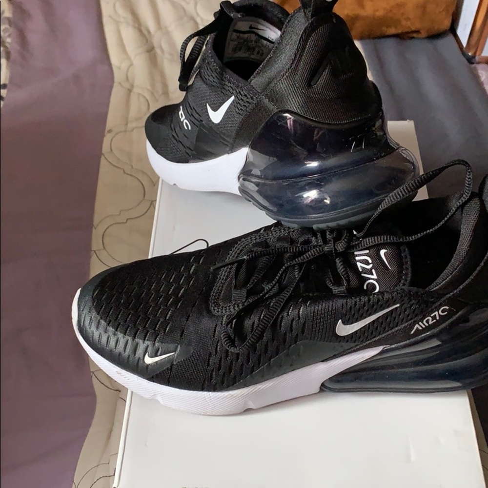 Women’s air max 270